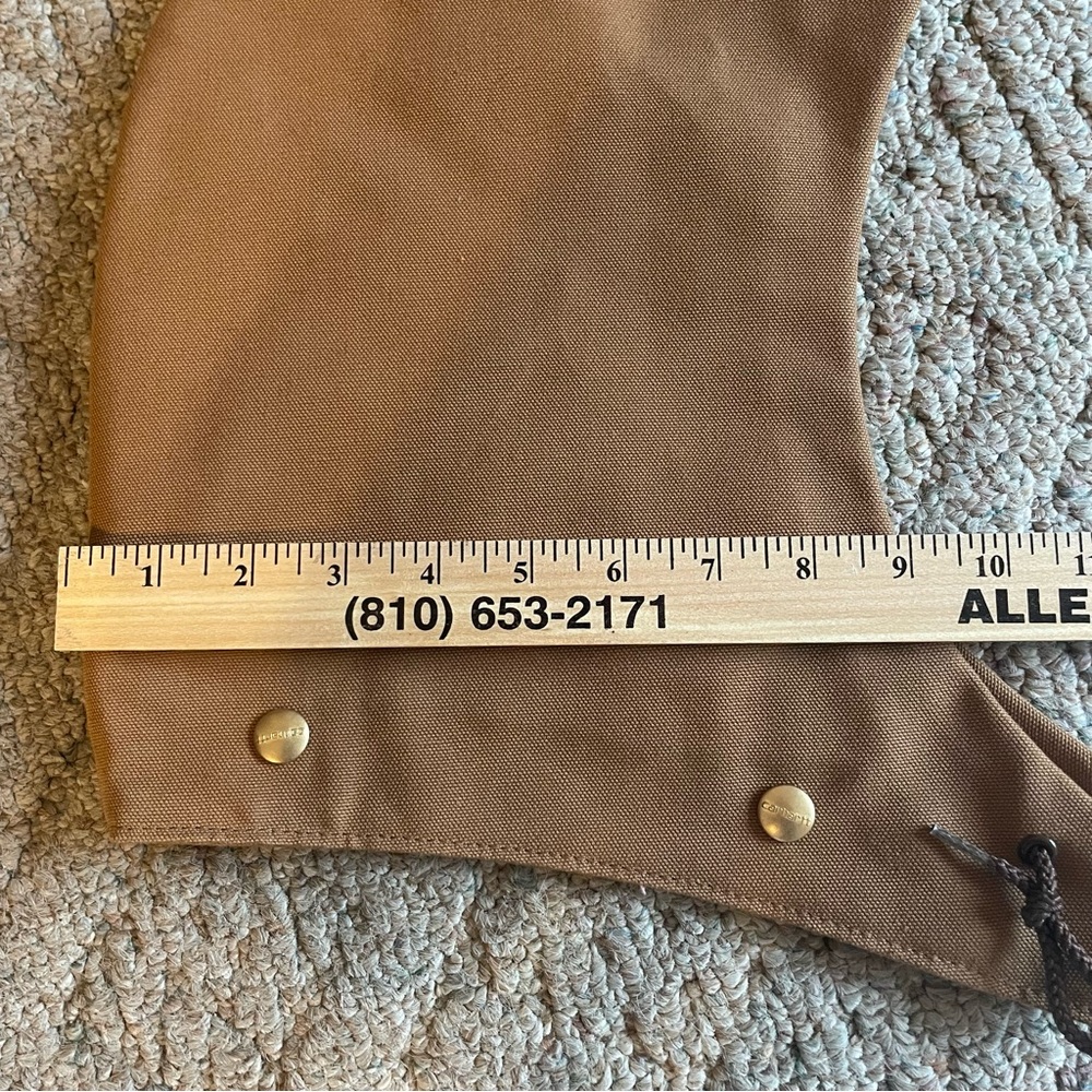 Carhartt Brown Hat with Durable Fabric and Simple Design - Picture 6 of 7